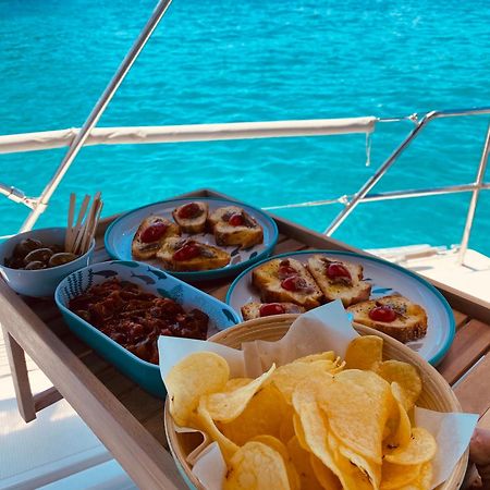 Отель Boat And Breakfast Палермо Экстерьер фото